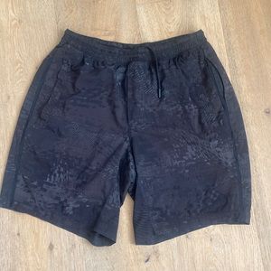 Lululemon workout shorts size L/XL